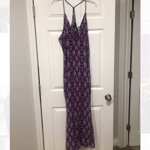 Forever 21 Dresses & Skirts - New Beautiful Maxi Dress